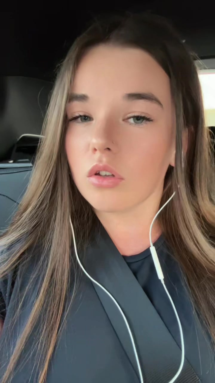 @🌺𝒞𝒽𝑒𝓁𝓈𝑒𝒶🌺