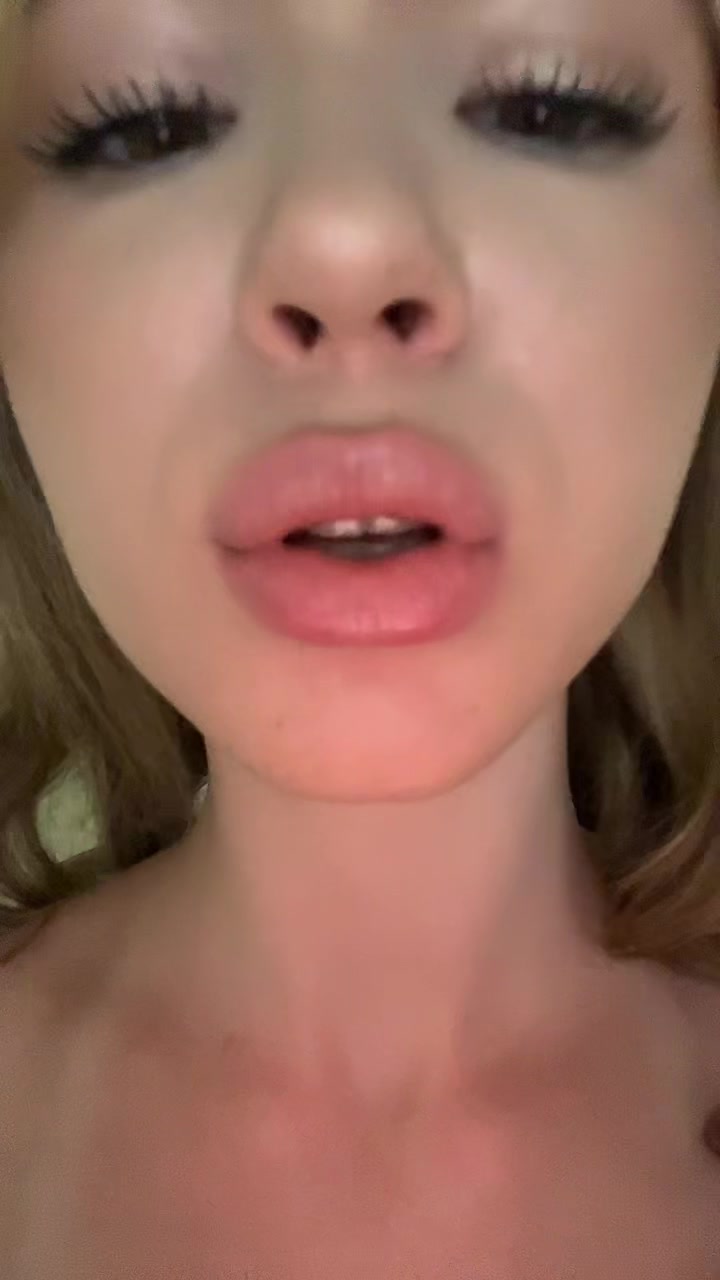 @надя