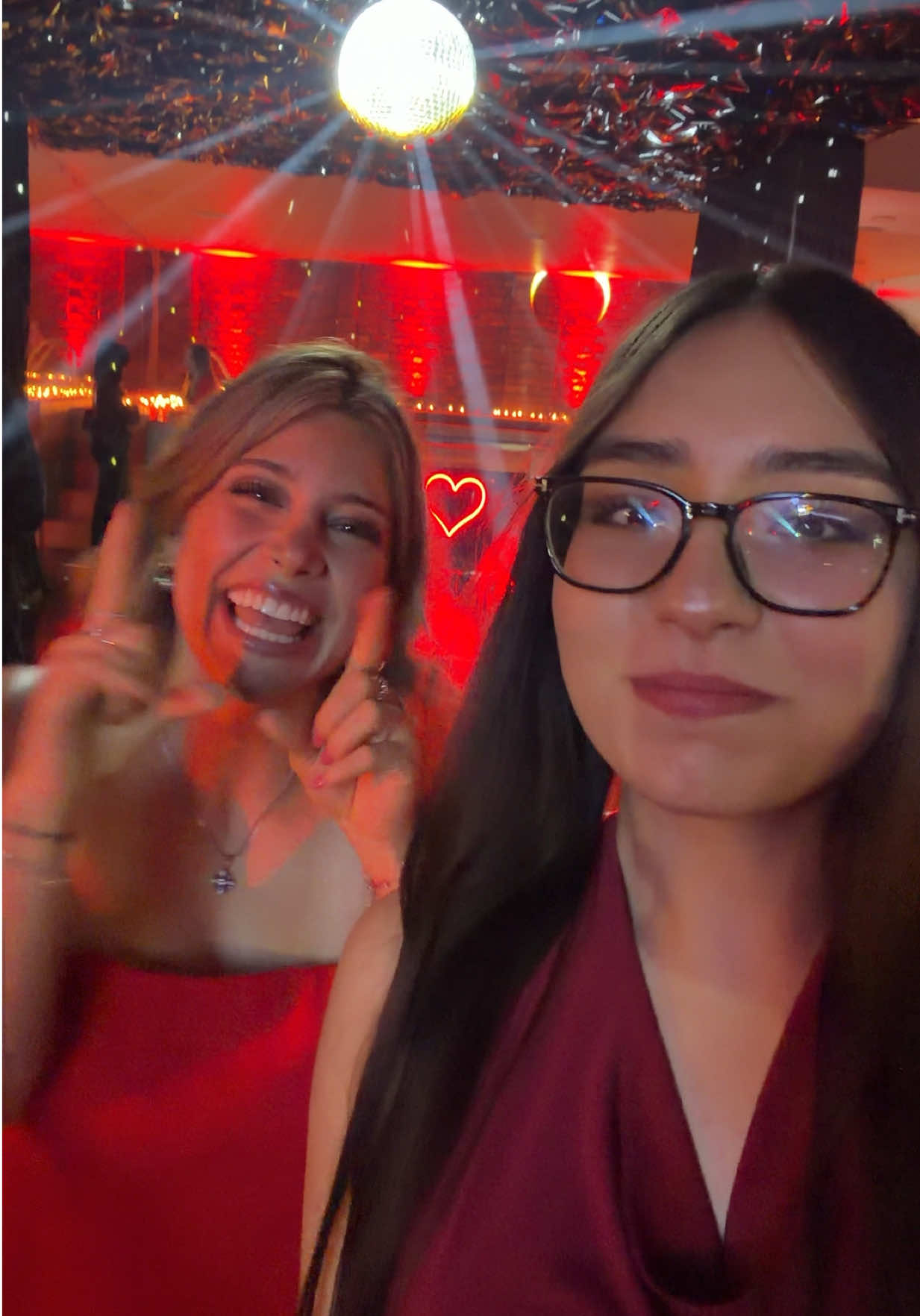 @danniaaa