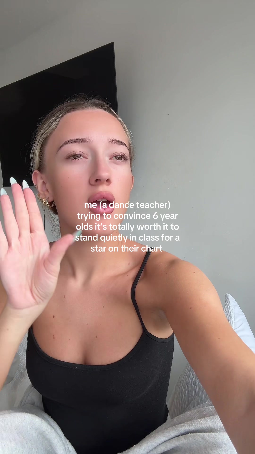 @livhowellll
