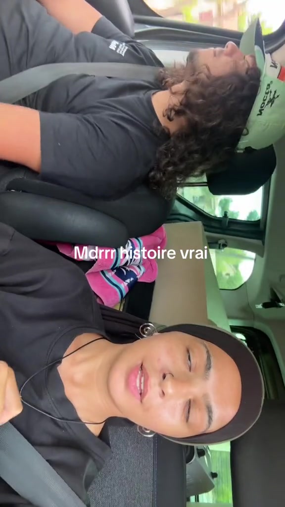 @Esmeralda