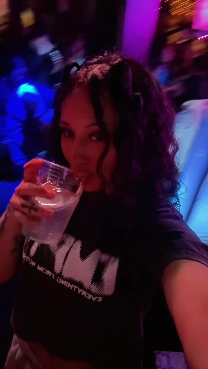 @Lala 🌹