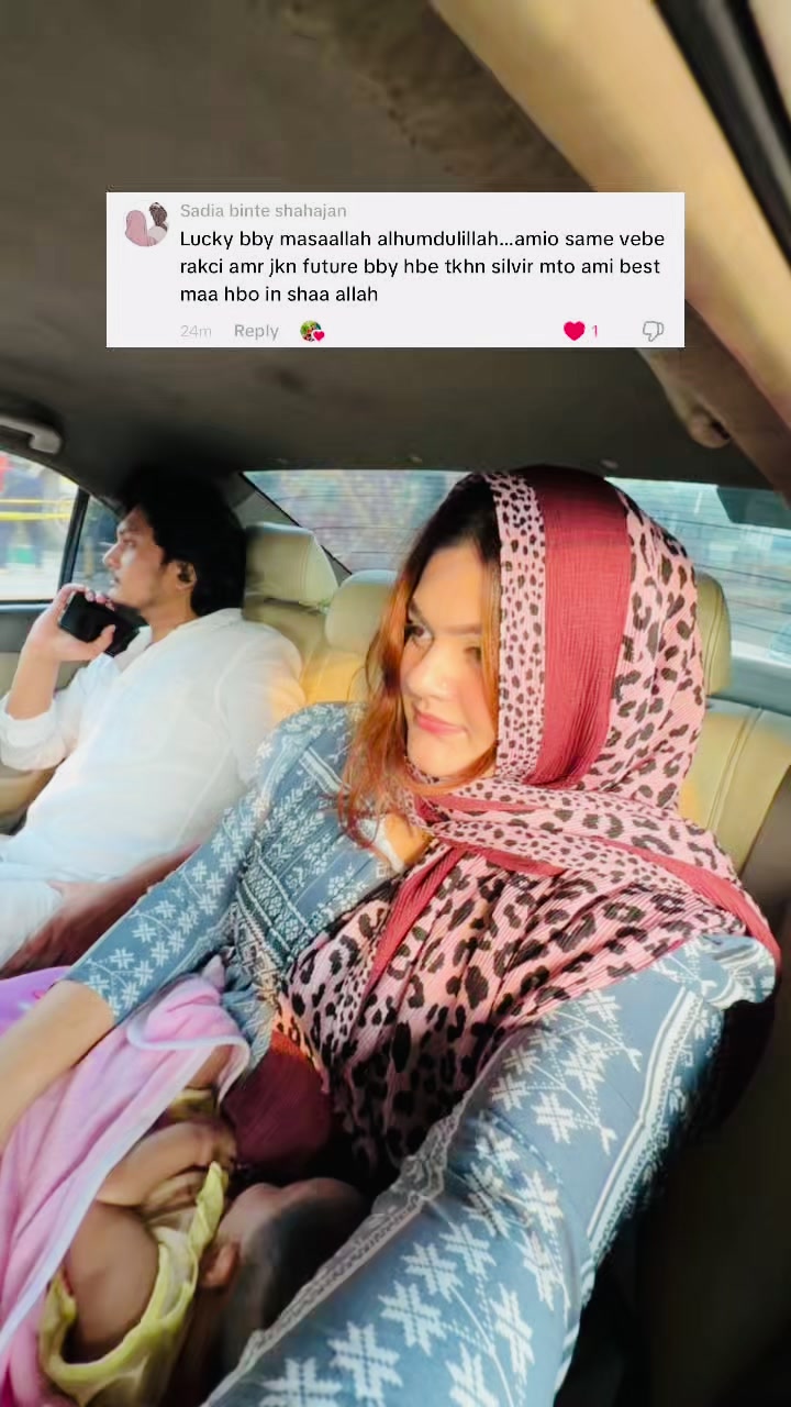 @Silvi👩&zwj;❤️&zwj;👨 (সিলভি)
