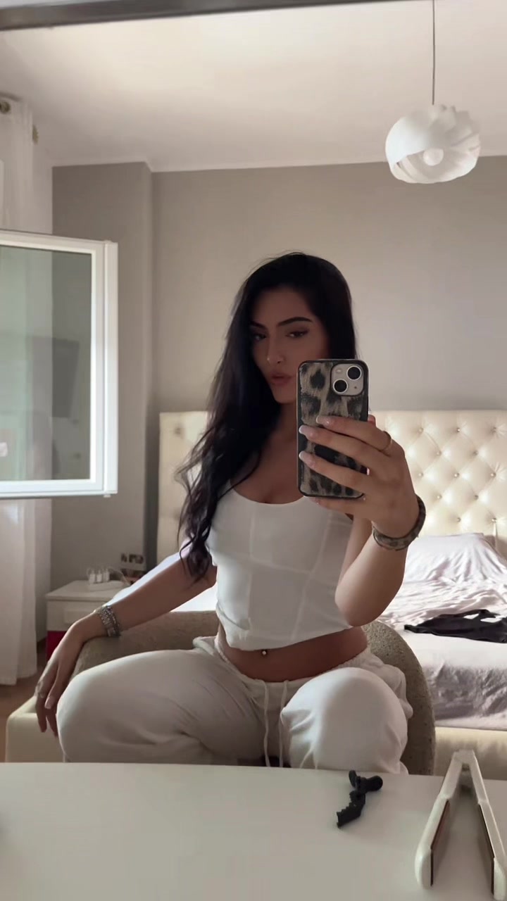 @Katiaa