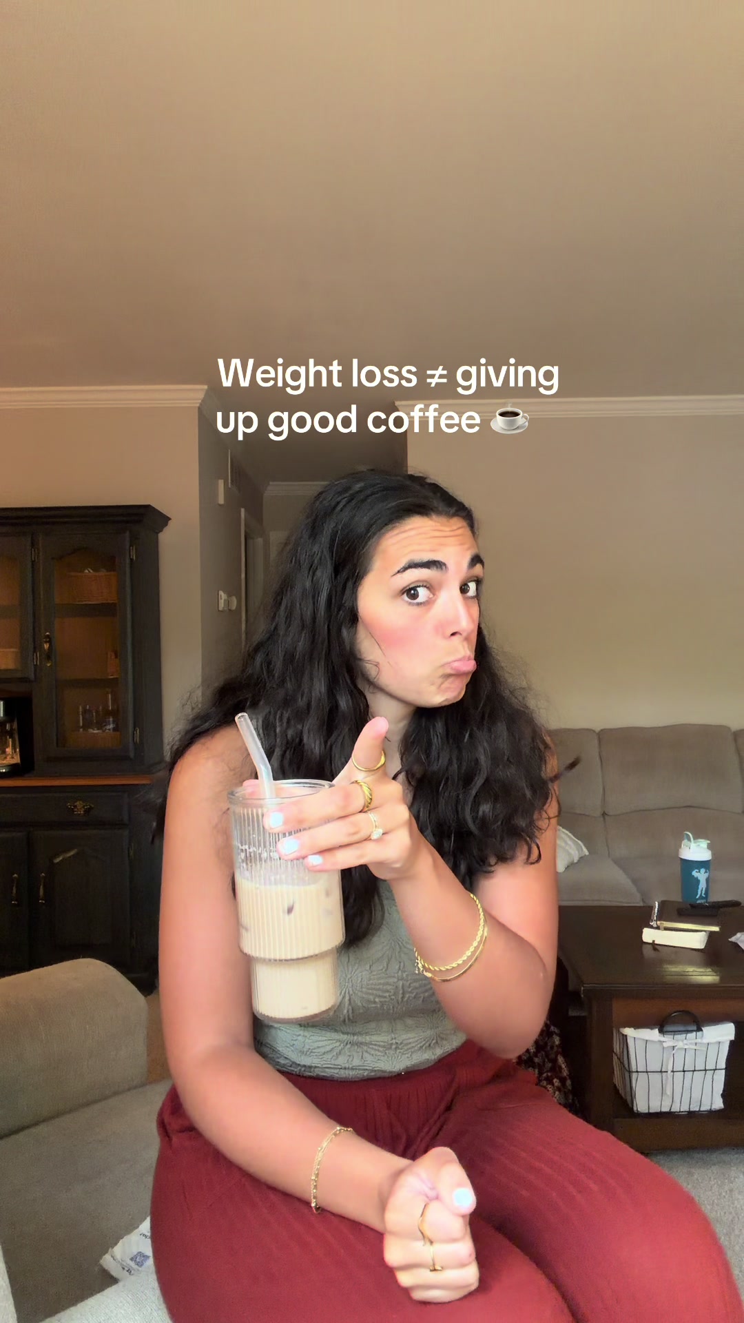 @laurenomuscatell