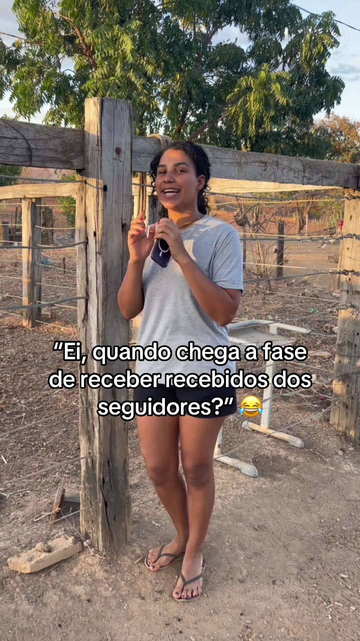 @monicadejatoba