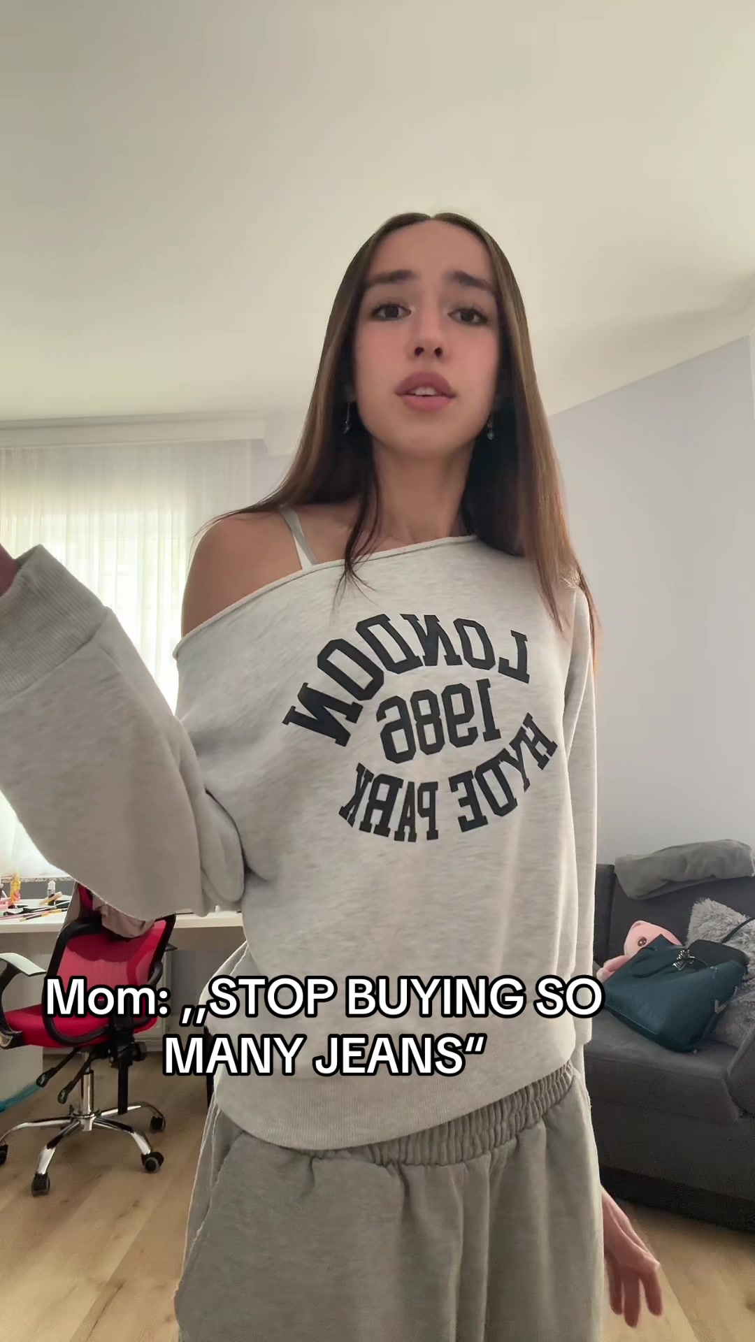 @𝓔𝓵𝓸𝓼𝓬𝓱