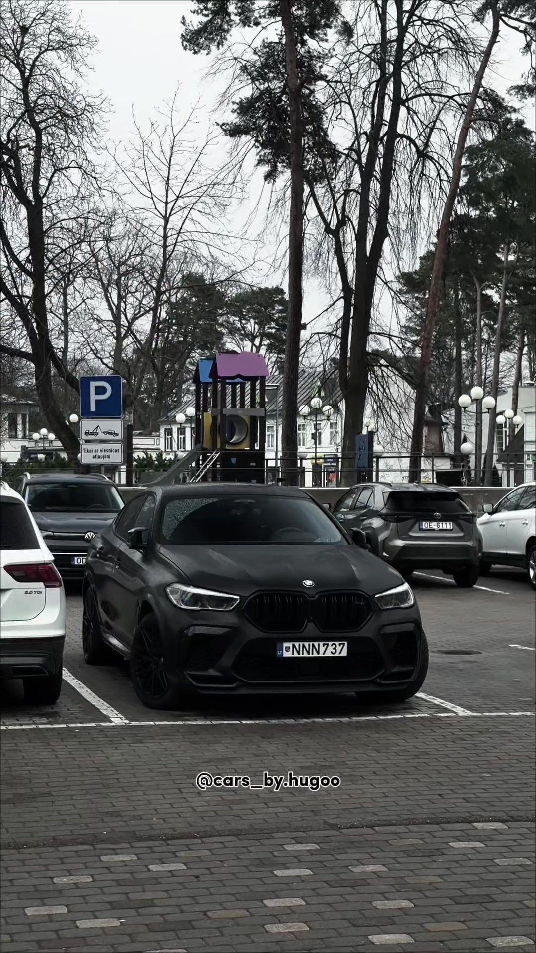 @🏎️