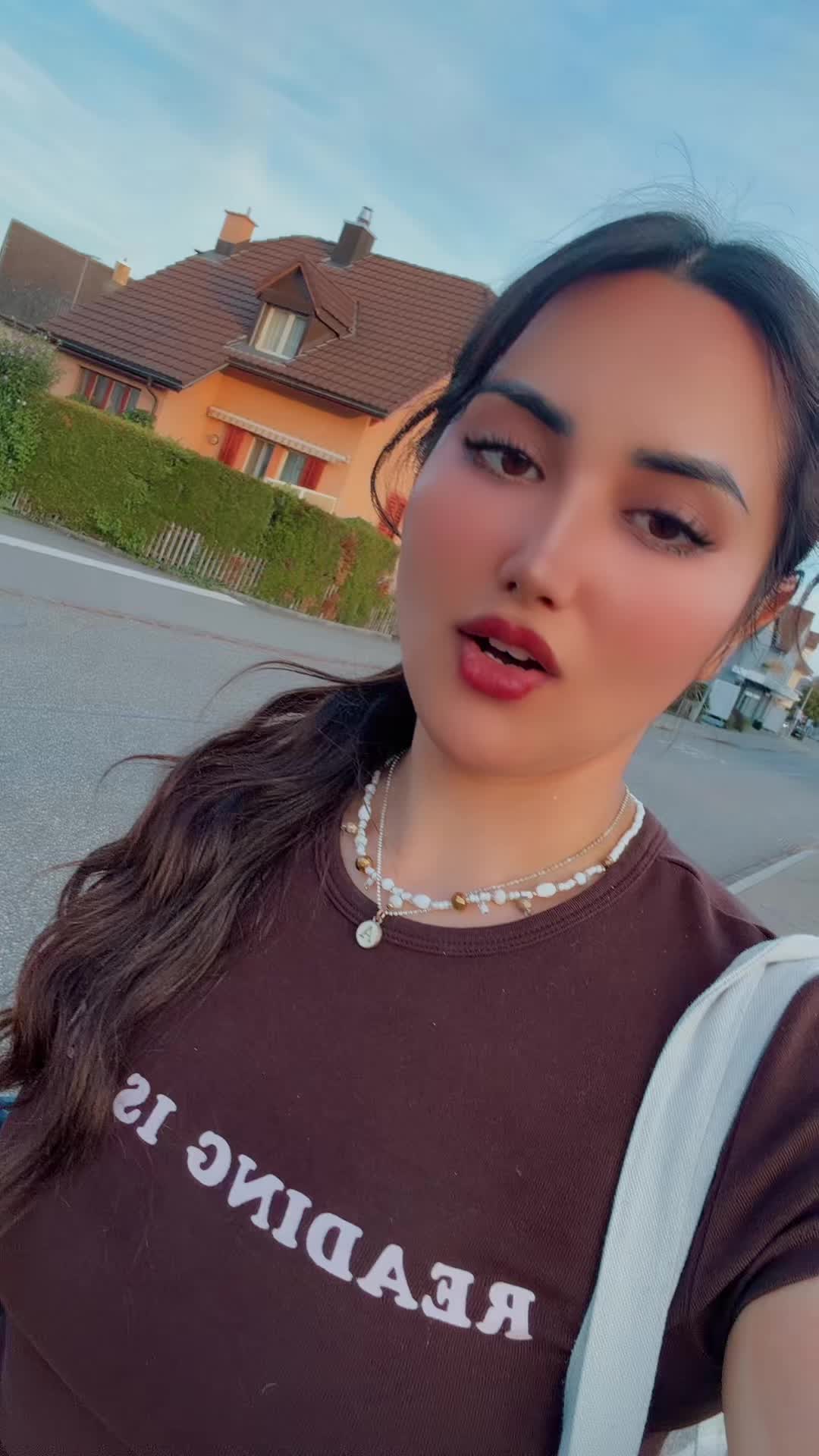 @queenasmaoo