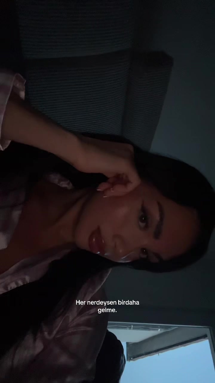 @banuxelaaa