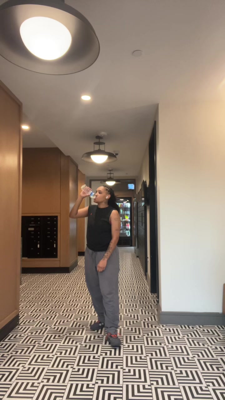 @Kc.