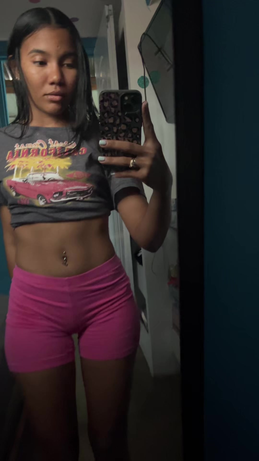 @️