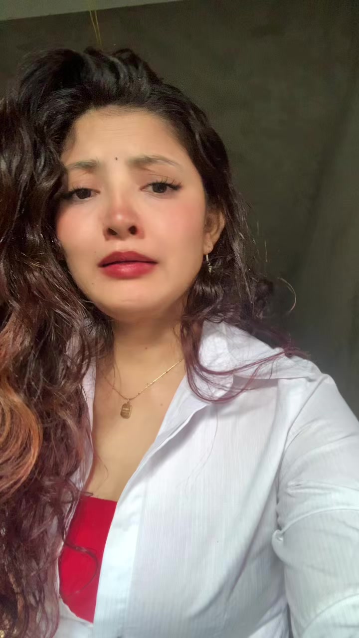 @Rejina