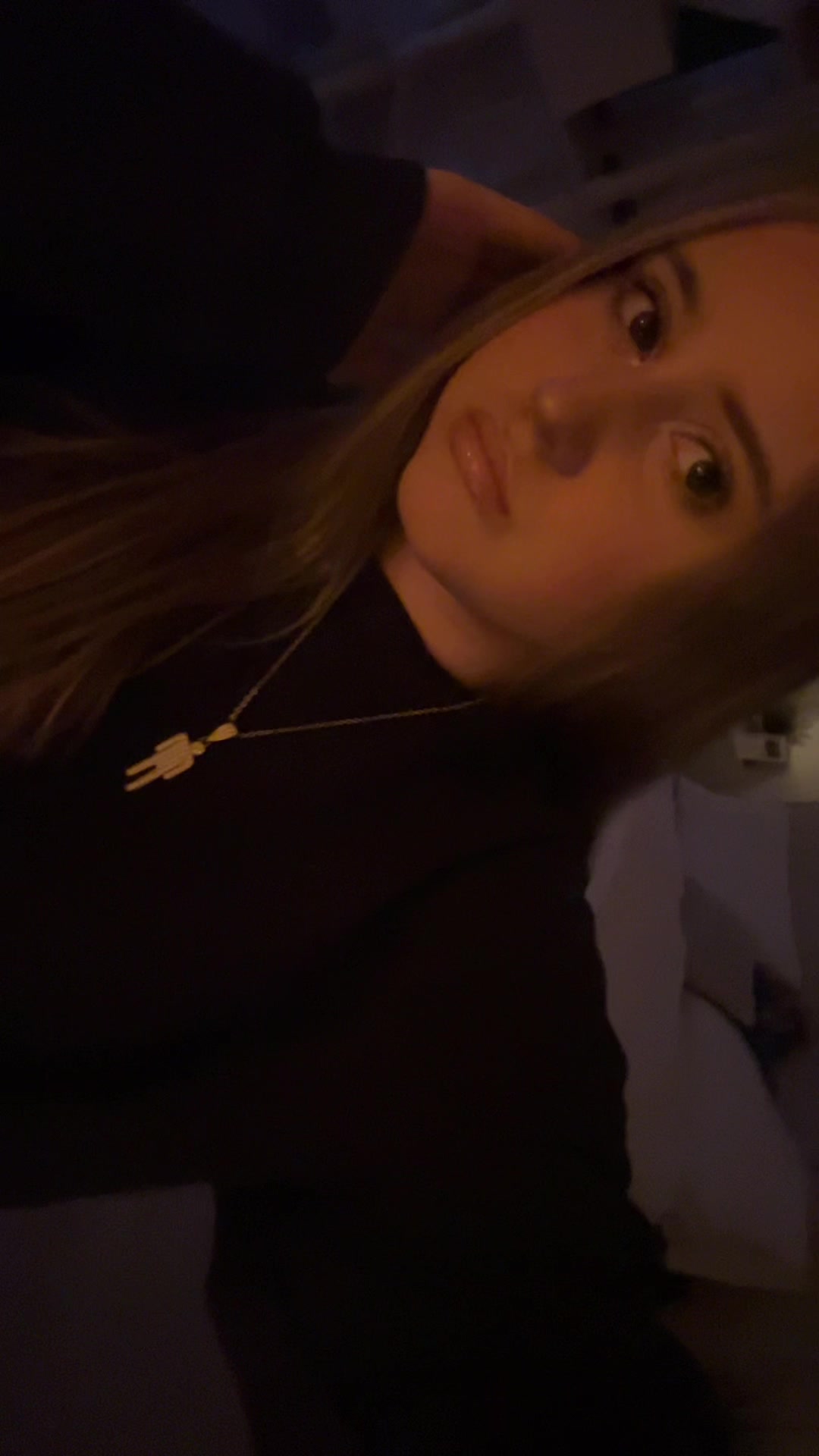 @𝐮𝐬𝐱𝐫‘🧟♀️