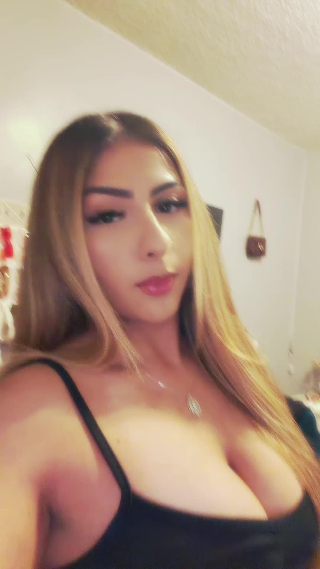 @justinesecret