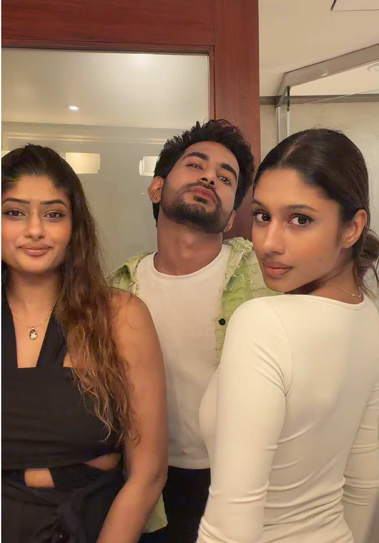 @Nimhara Sasindi 🦋