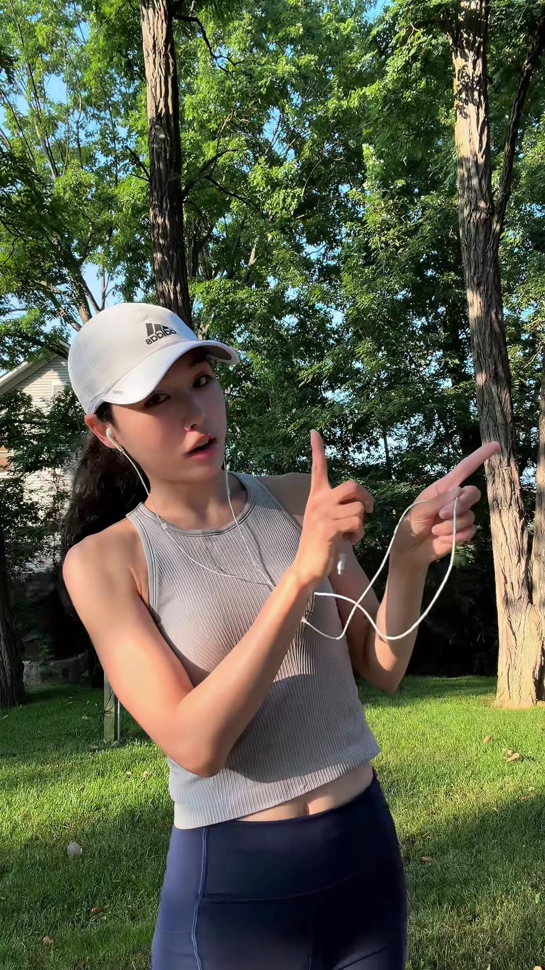@jisoo