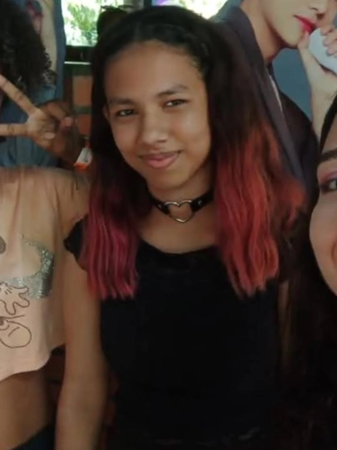 @Elsy