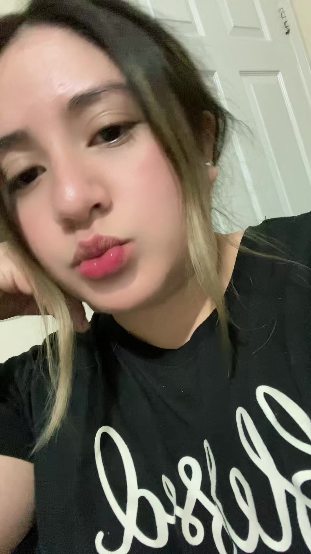 @️