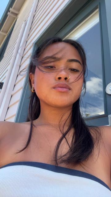 @anmari