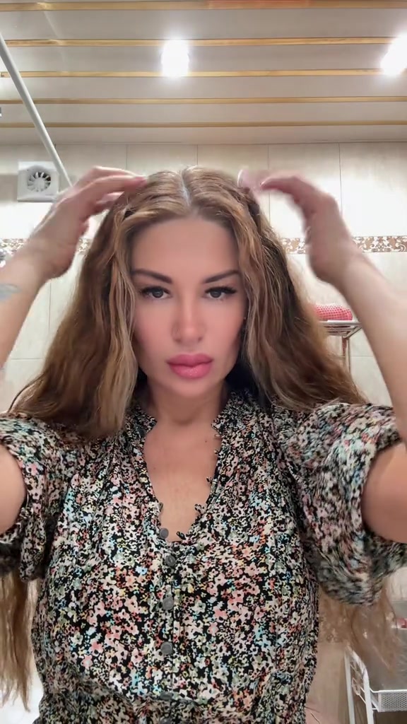 @MiaMia