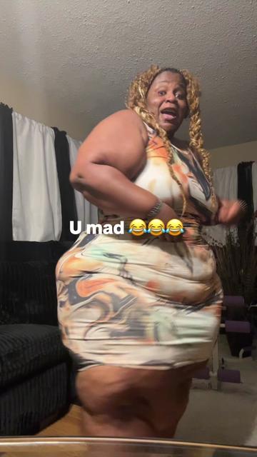 @Juicyedwards