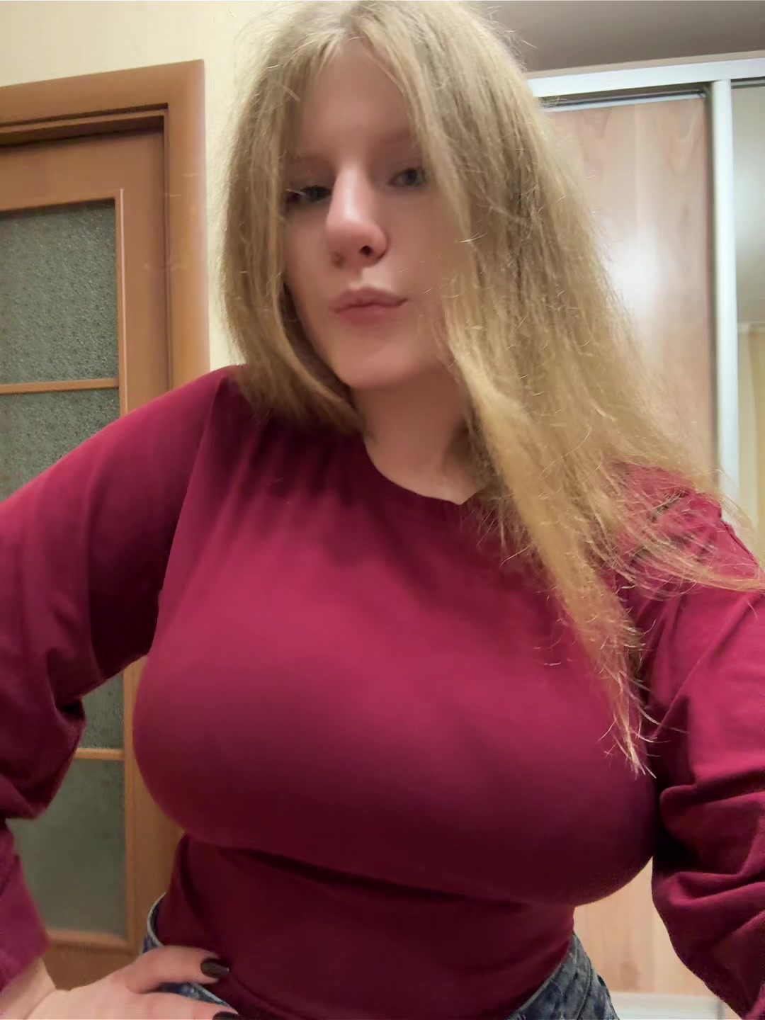 @mamakarina)