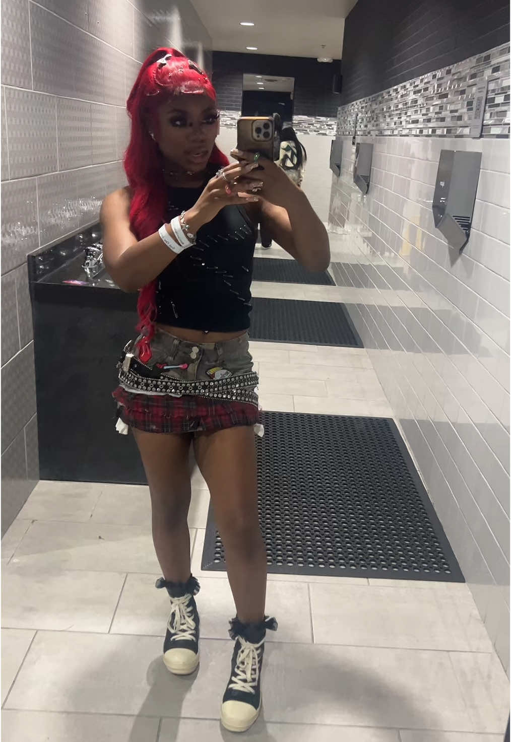@ari baby 🫧