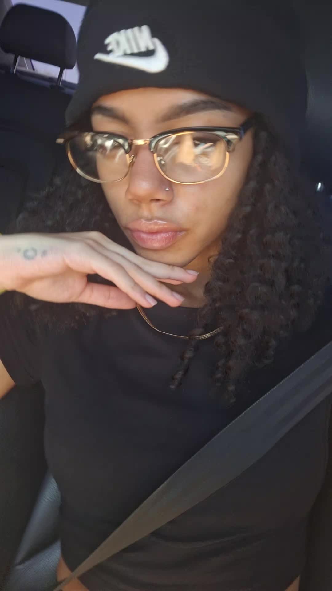 @D