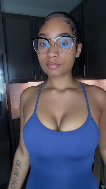 @Synsational 🌘✨