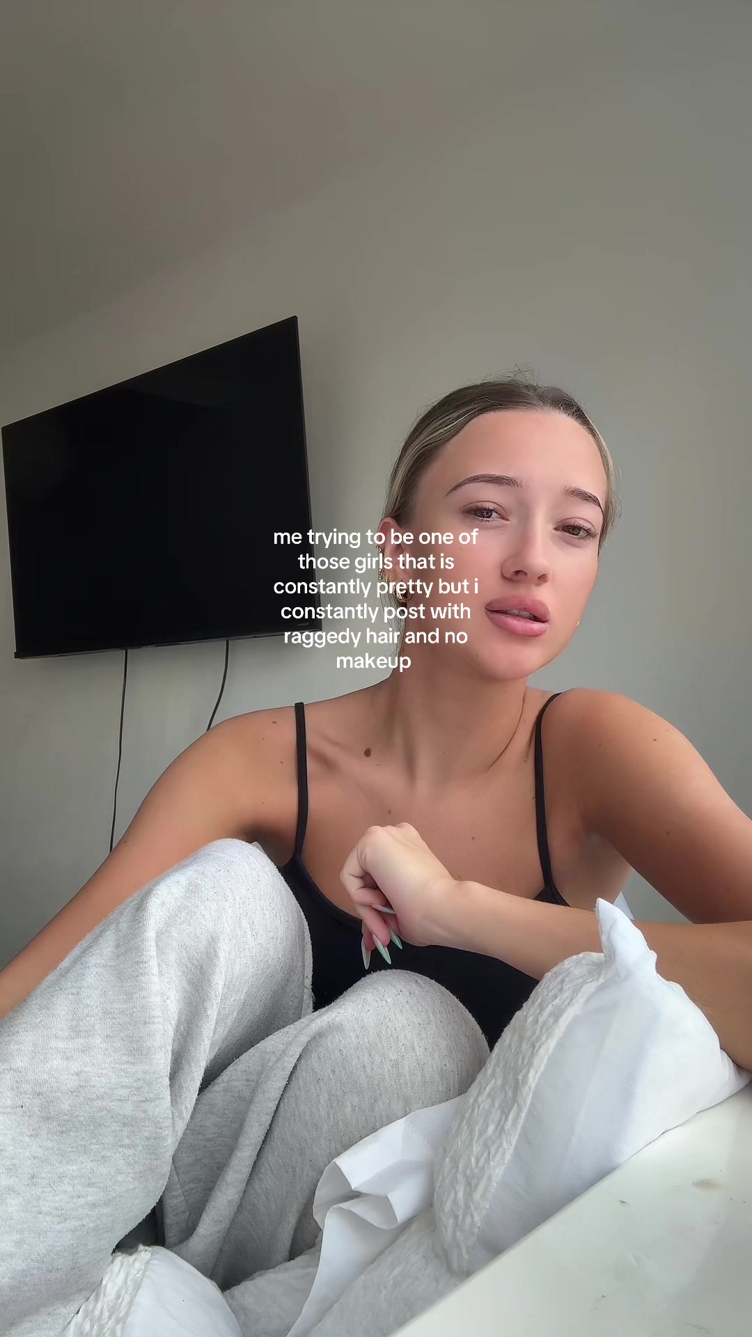 @livhowellll