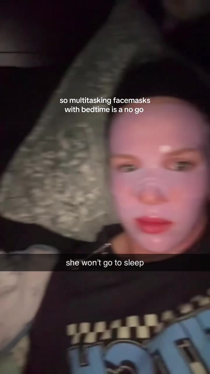 @Alyssa Golden | working mama