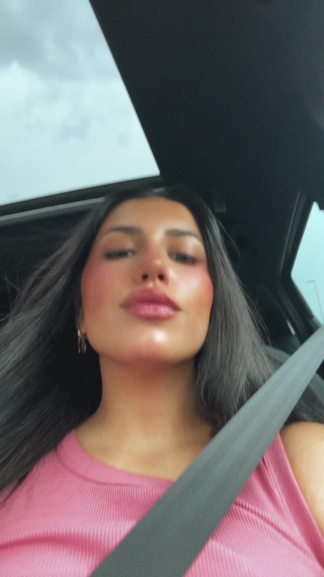 @lauraavrgass