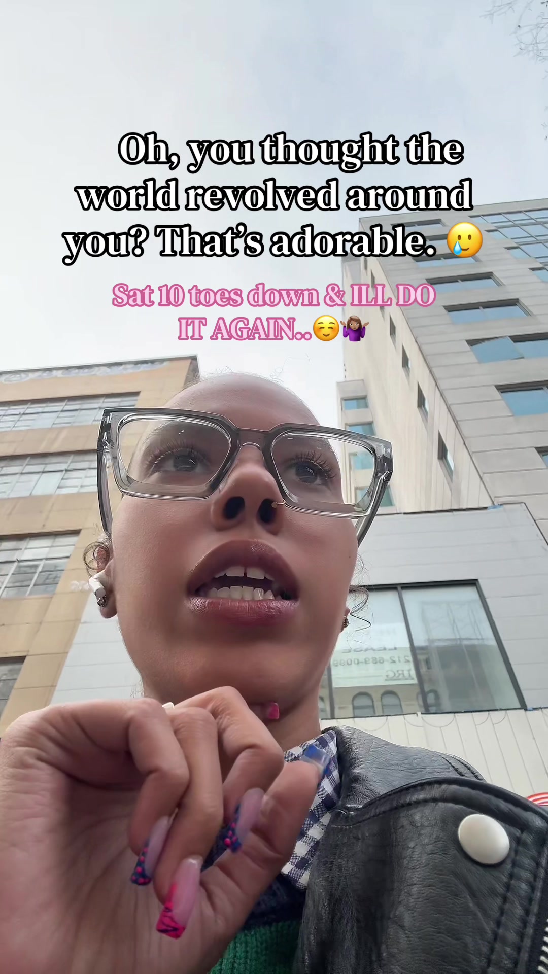 @Ari 🦋