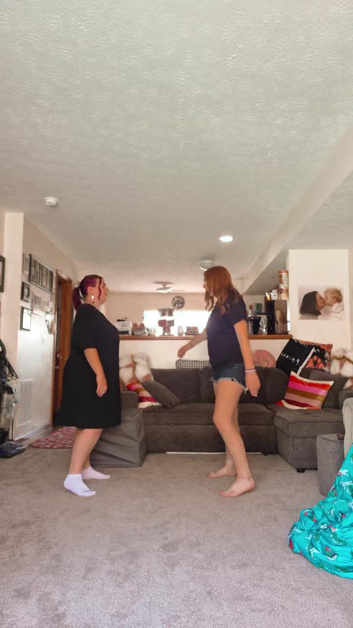 @Carlee