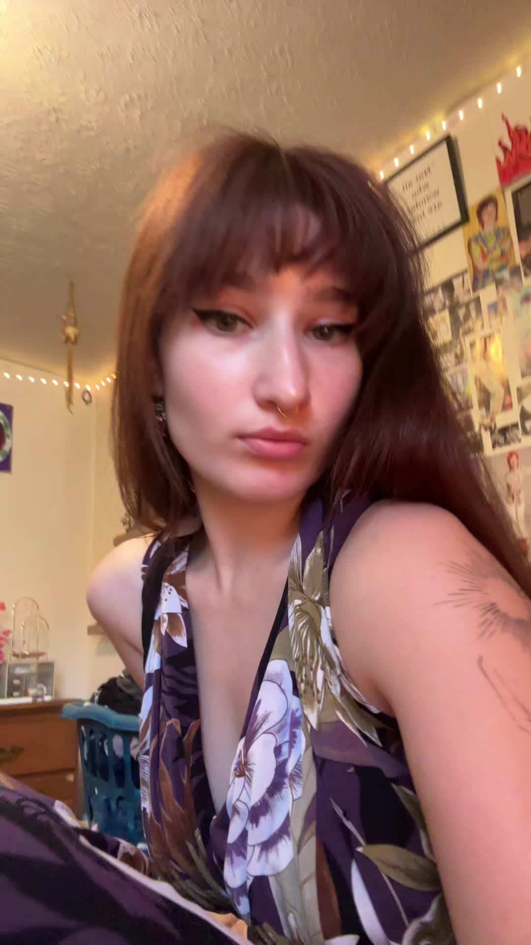 @seeeachother_