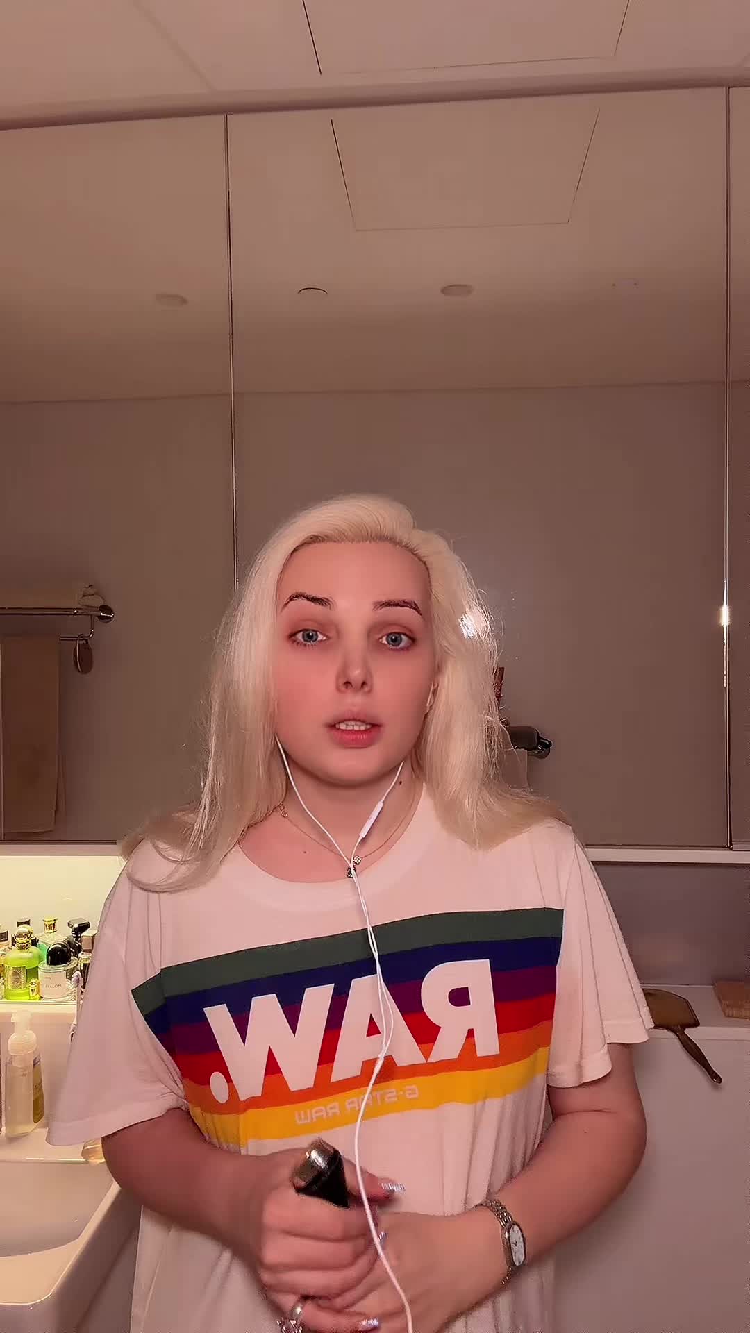 @Илья Астахов 🧚🏻