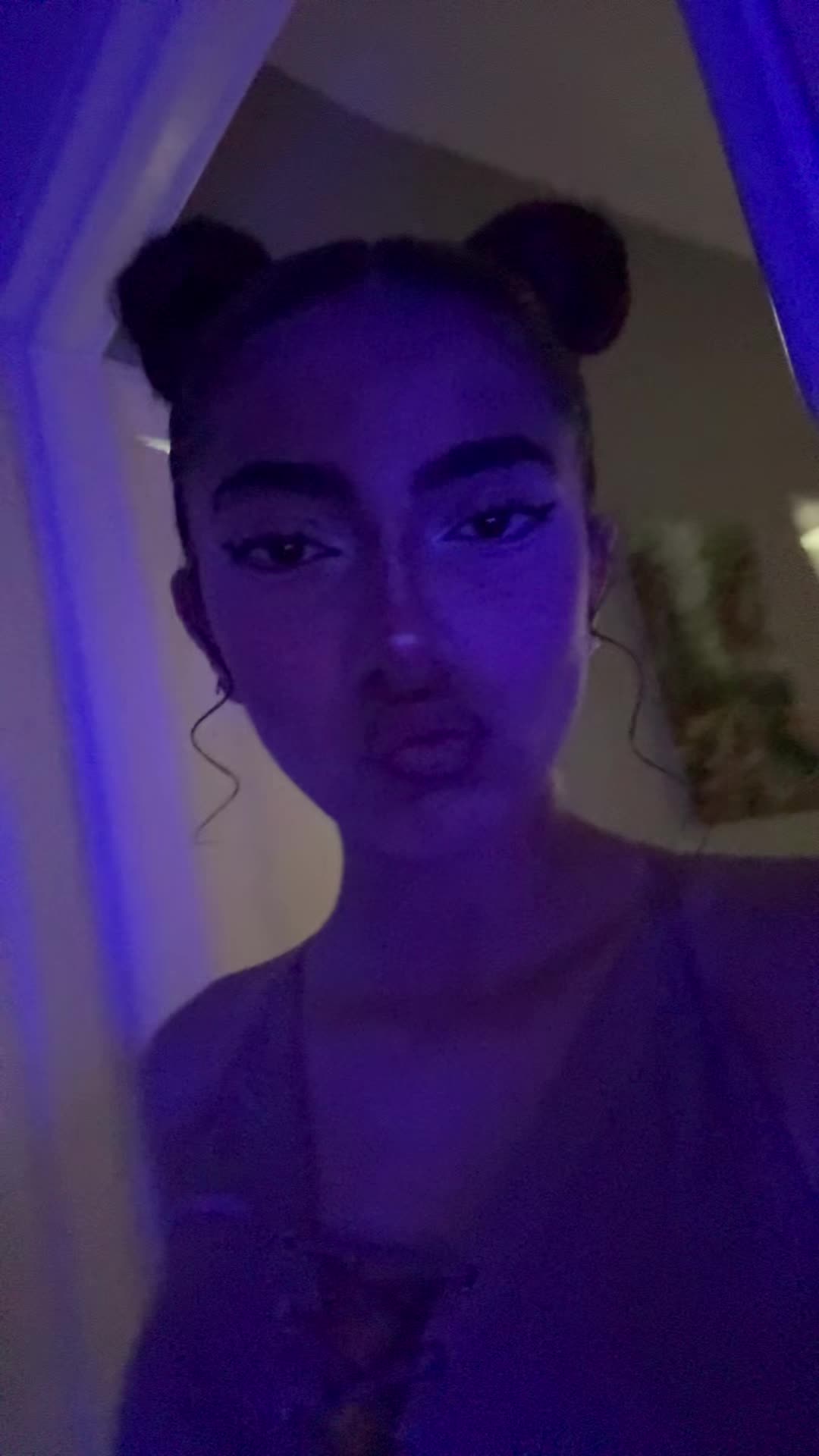 @Arshida Taghikhan