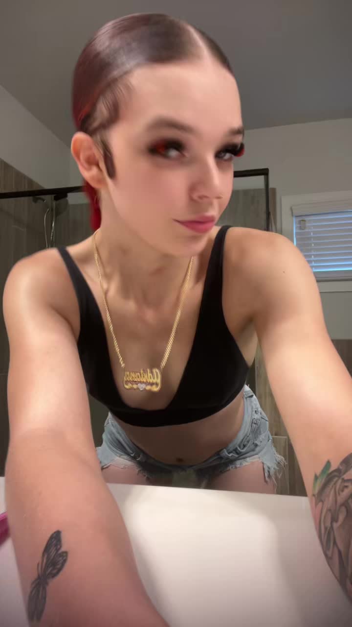 @Adriana Ella