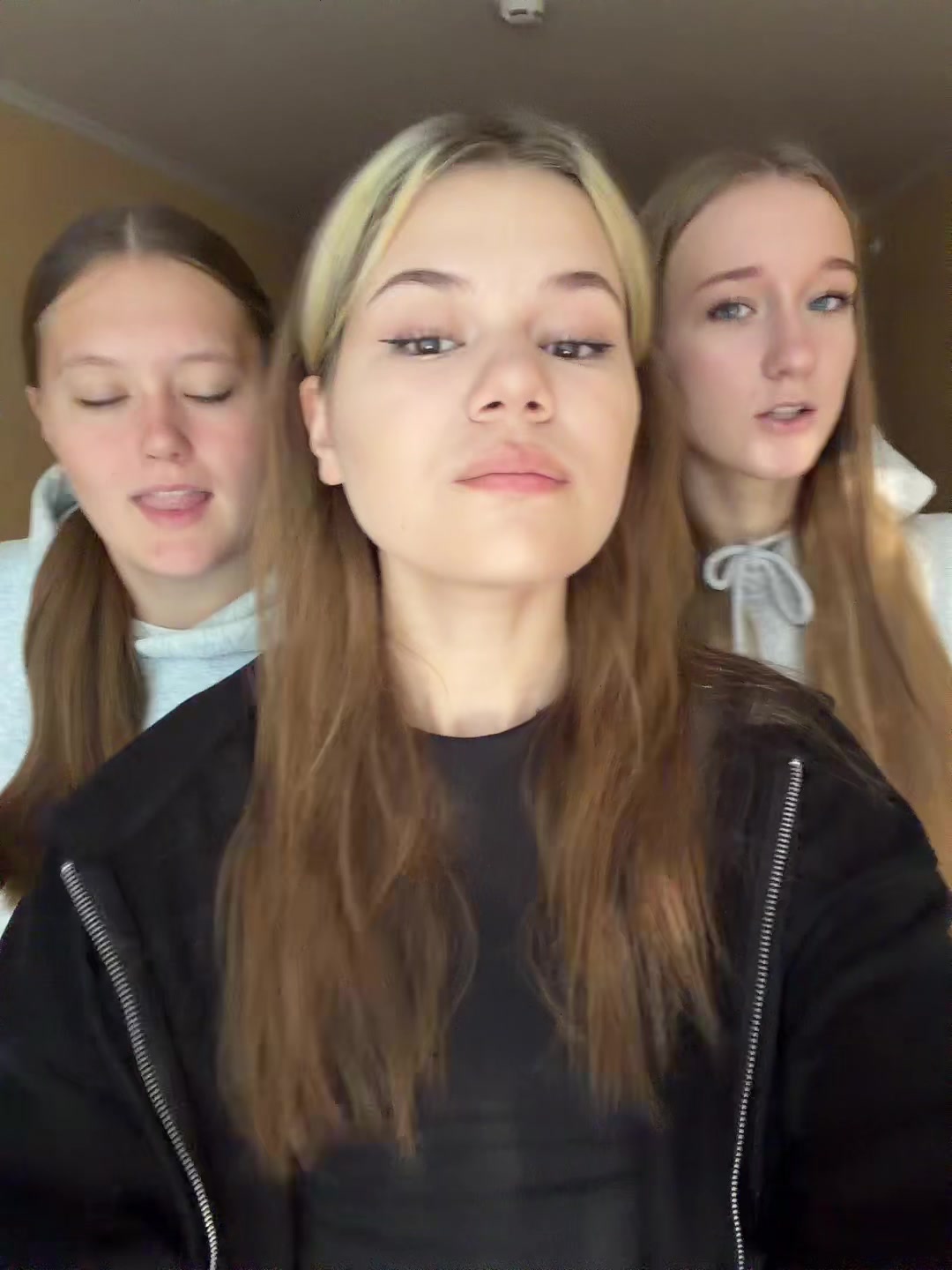 @викаа