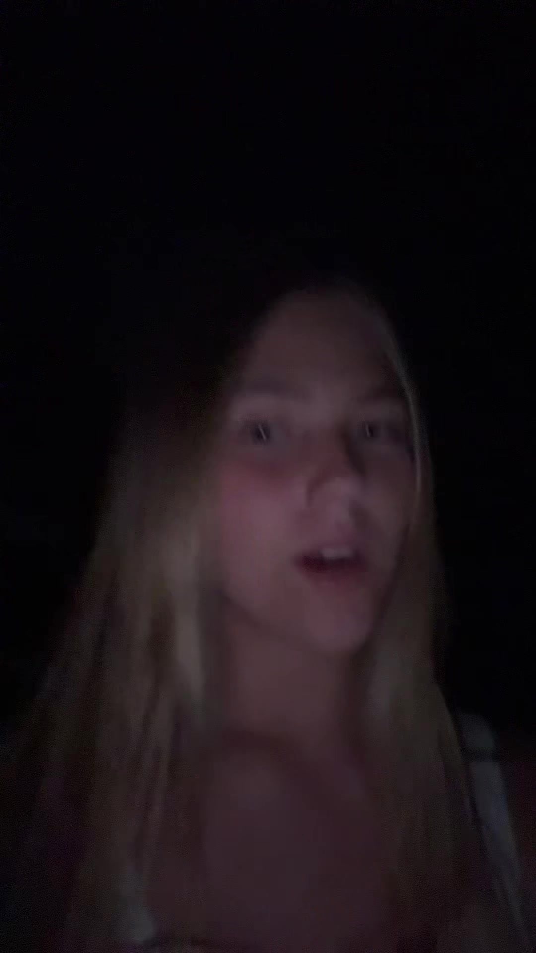 @nora