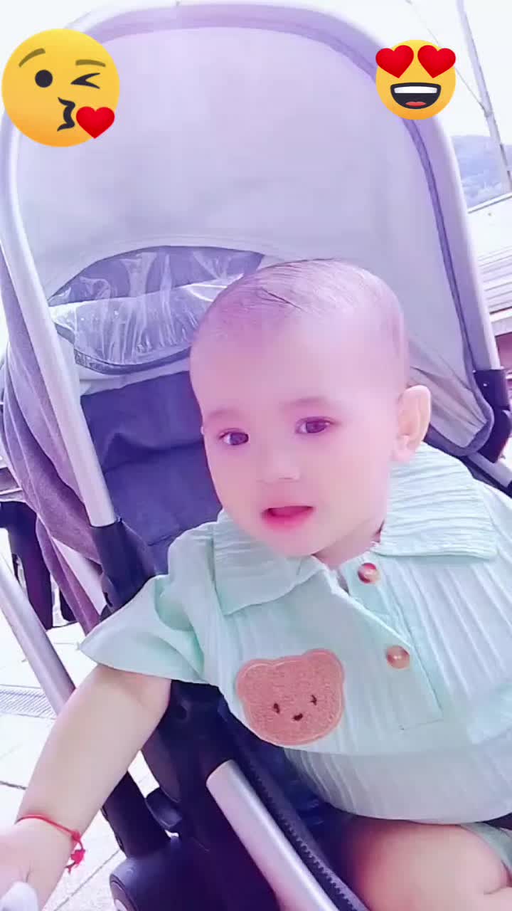 @t&uuml;ndi  Horv&aacute;th 777