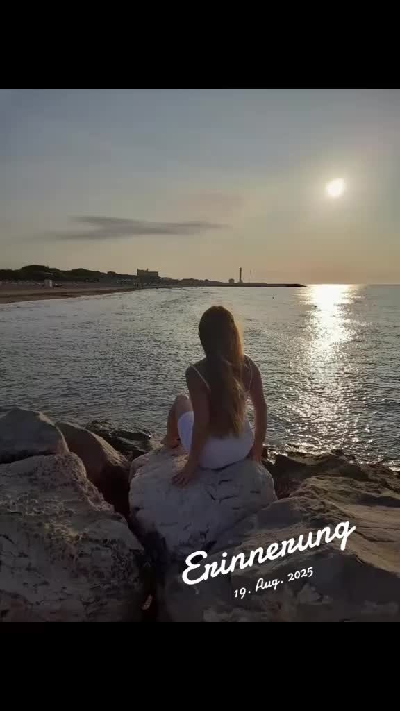 @Elena 🌸