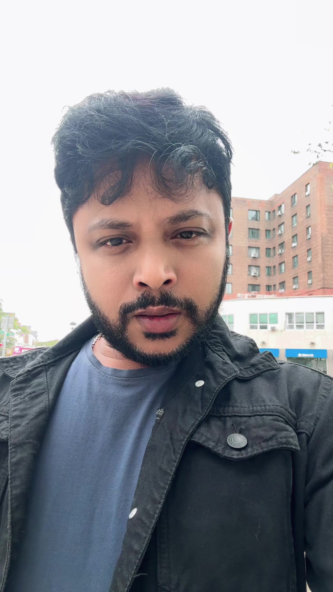 @Ajoy 🇧🇩❤️🇺🇸