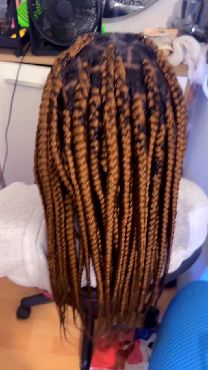 @Ririmakeover& hairstyl Hamburg