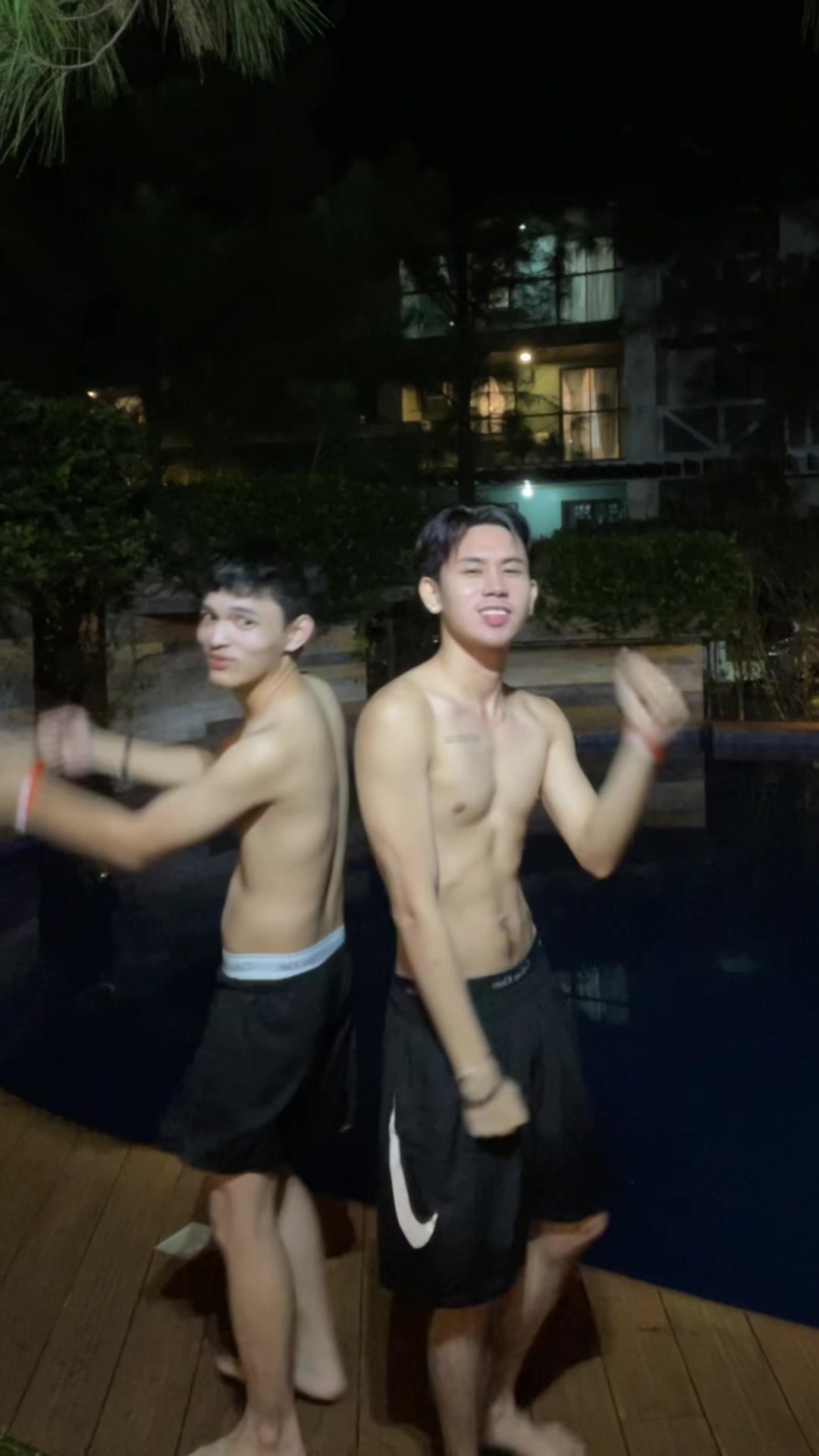 @Mark Cabiloque