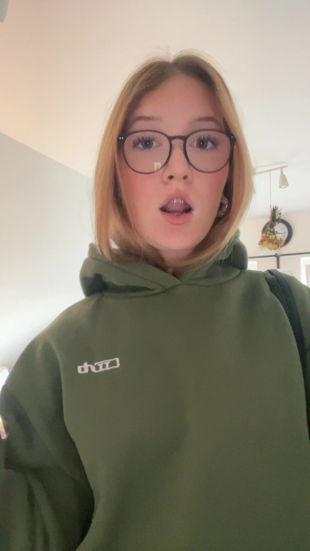 @𝐞𝐦𝐦𝐚