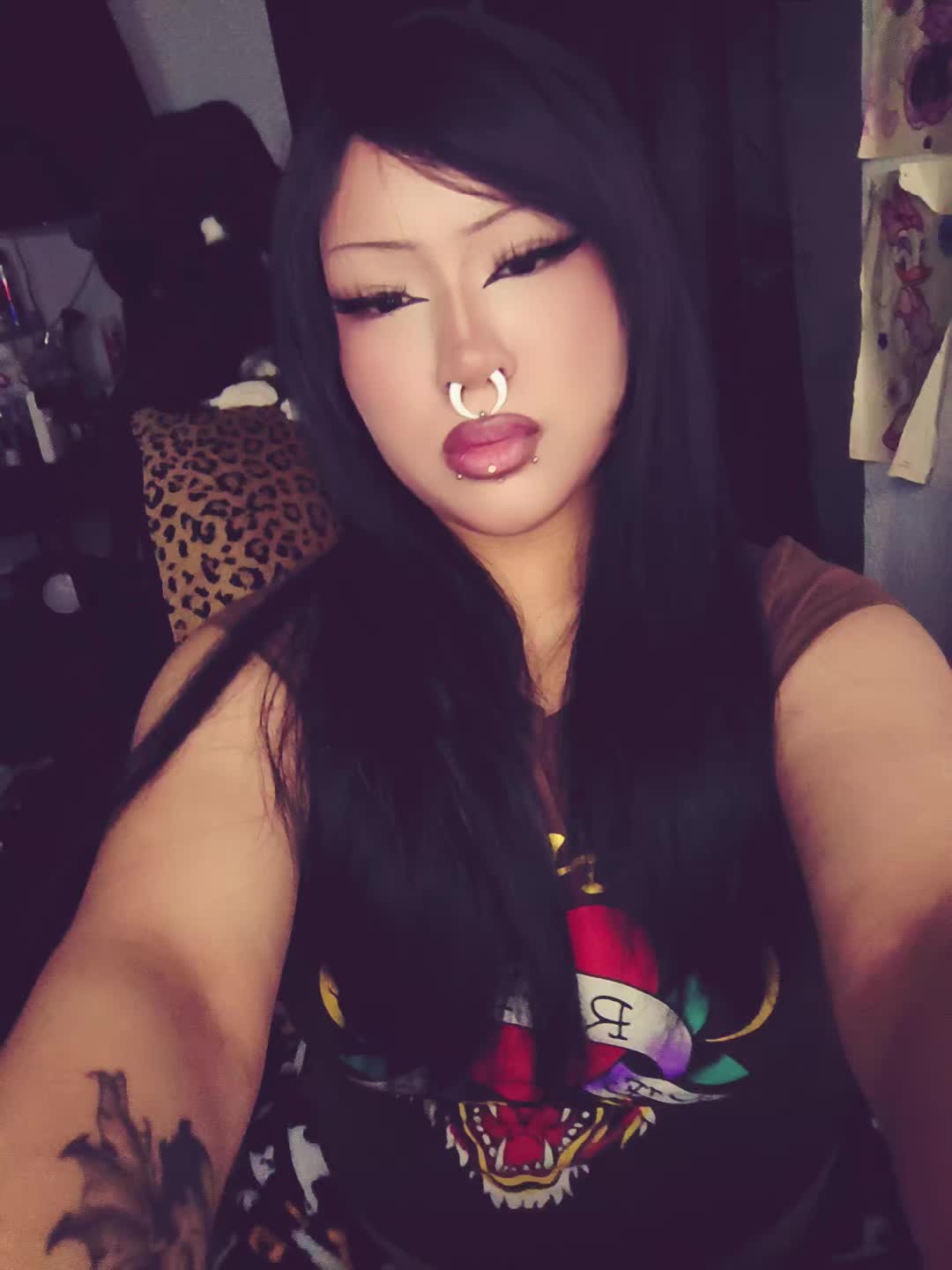 @𝔇𝔢𝔰