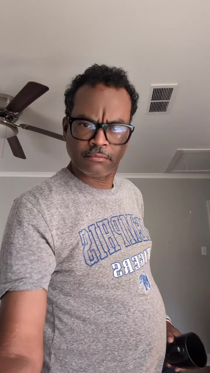 @Jowahorncomedy