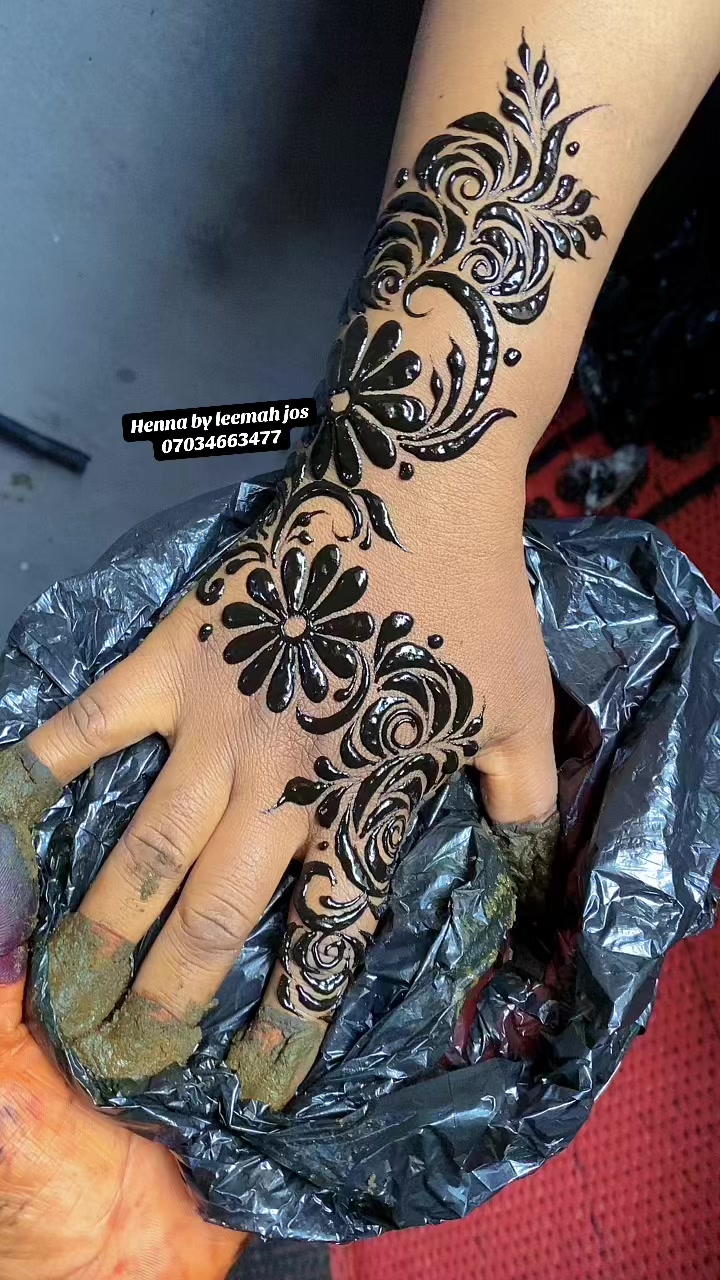 @Henna by Leemah jos